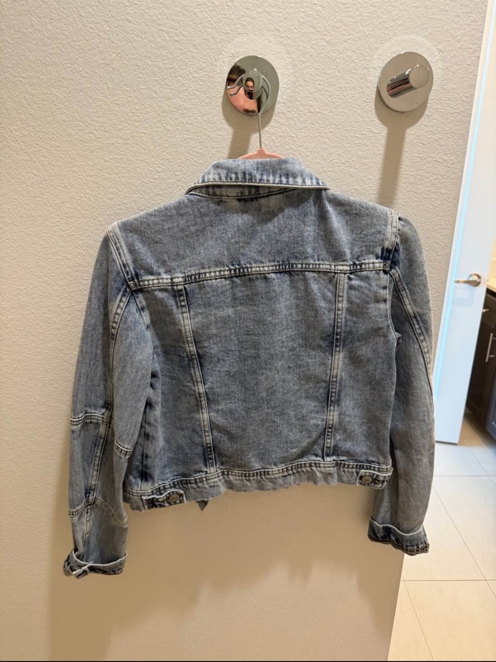 Free People Light Blue Washed Denim Jacket - Picture 2 of 2